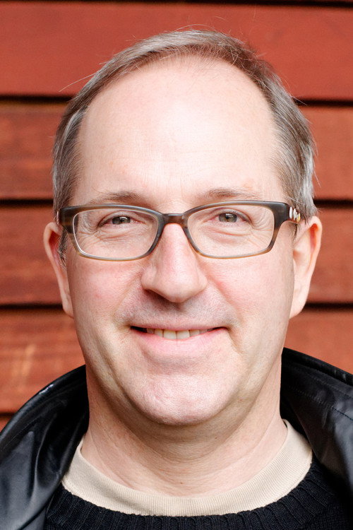 Cast member photo for michael-maloney