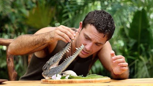 Final: John Travolting / Bushtucker Bonanza / Flash Flood