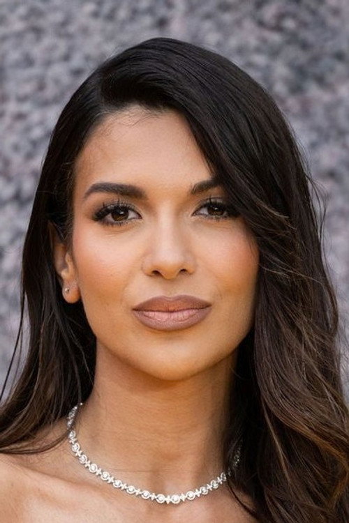 Ekin-Su C&uuml;lc&uuml;loğlu