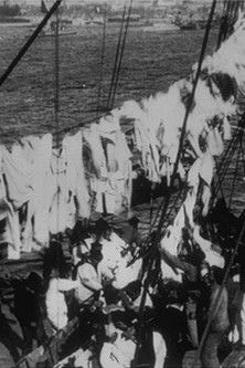 À bord du 'Formidable': Ramassage du linge 1898 À bord du 'Formidable': Ramassage du linge 1898