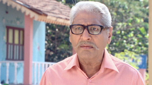 Mendhakprasad Finds A Lamp
