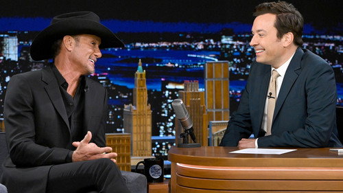 Tim McGraw, Maisie Williams, Doechii