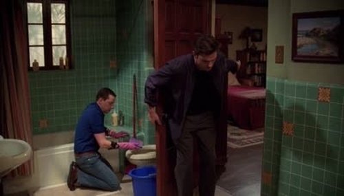 Two and a Half Men - 17. Bölüm