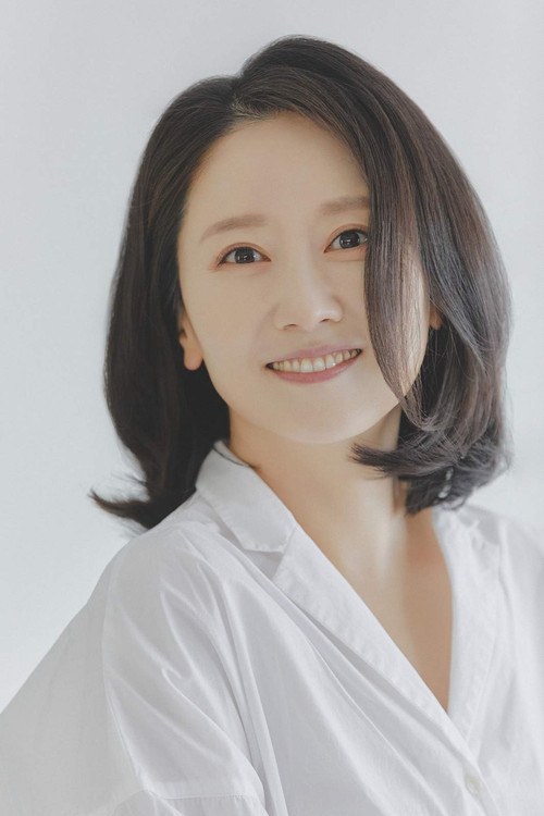 Cast member photo for lee-eun-joo