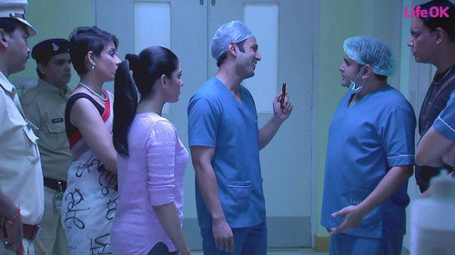 Nikhil Exposes Dr Malhotra-Pintu