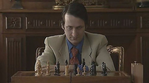 Presentado por Anatoli Karpov