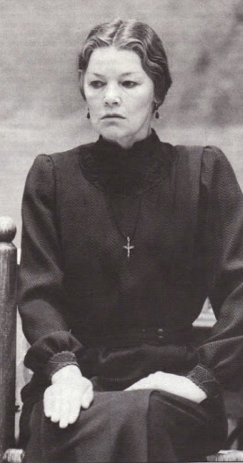 (VOIR-FILM) The House of Bernarda Alba (1991) Film Complet VF En Français Regarder The House of Bernarda Alba (1991) le film en streaming complet en ligne