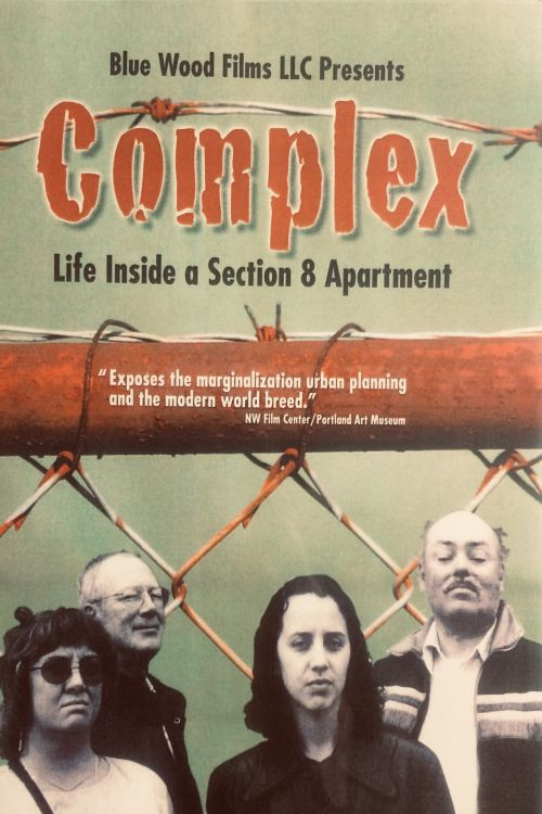 Complex: Life Inside a Section 8 Apartment电影海报
