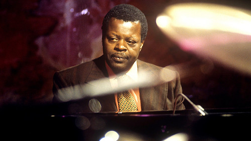 Oscar Peterson [Restored]