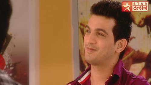 Mayank Misses Nupur