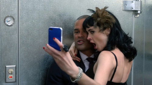 Don't Trust the B---- in Apartment 23 - 5. Bölüm