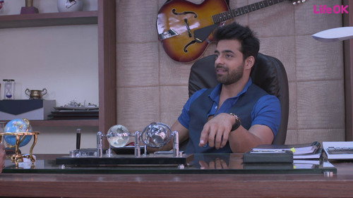 Dr Sameer Warns Dr Malhotra