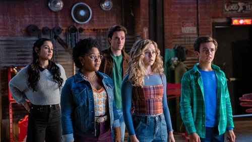 DC's Stargirl S02E03 — Chapter Three episode still