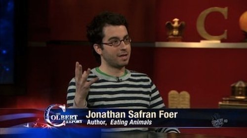 Escena del episodio 21 de la temporada 6 de la serie The Colbert Report