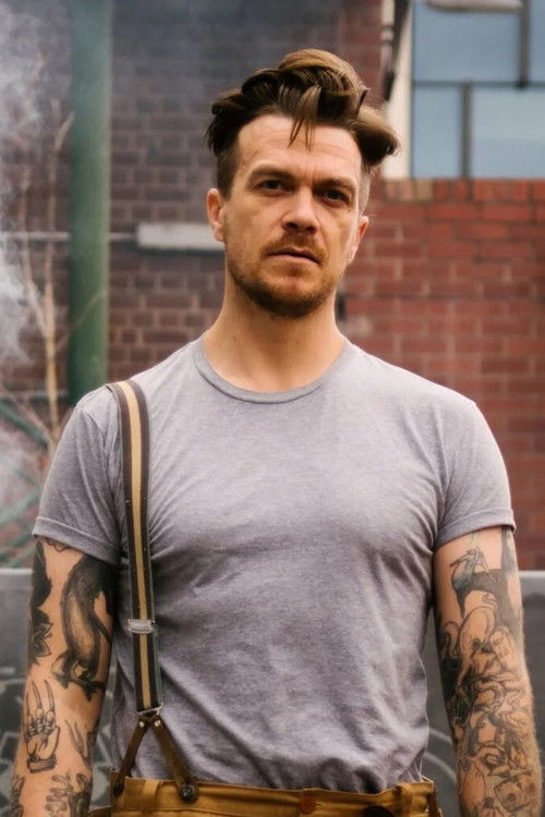 Aaron Schuppan - Actor Profile