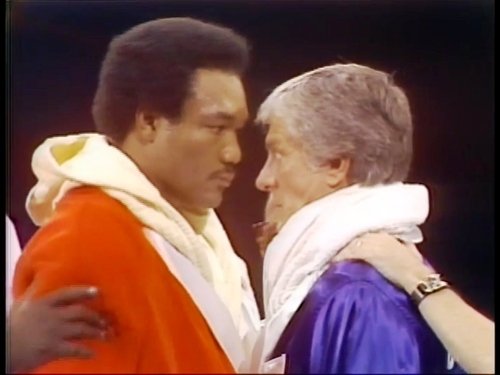 Escena del episodio 4 de la temporada 1 de la serie Van Dyke y compañía