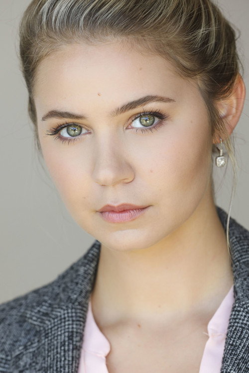 Ayla Kell