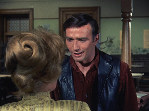 Escena del episodio 1 de la temporada 1 de El virginiano