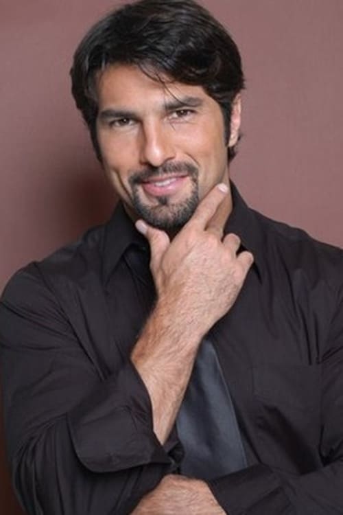 Kép: Arturo Carmona színész profilképe