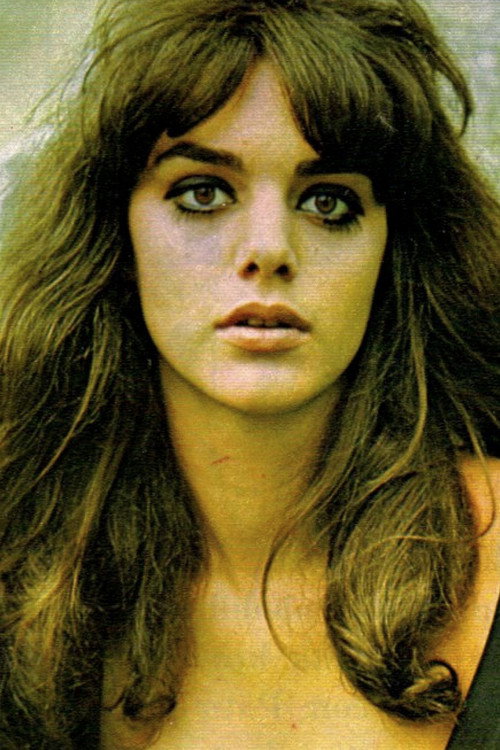 Tina Aumont
