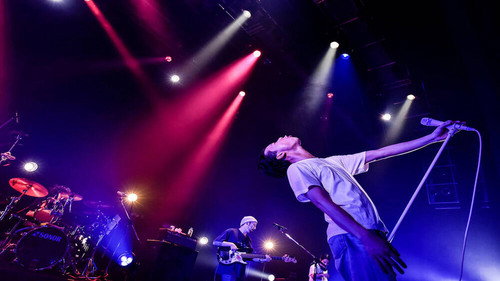 Suchmos LIVE SPECIAL “TOUR THE KIDS” @OSAKA Backdrop Blur