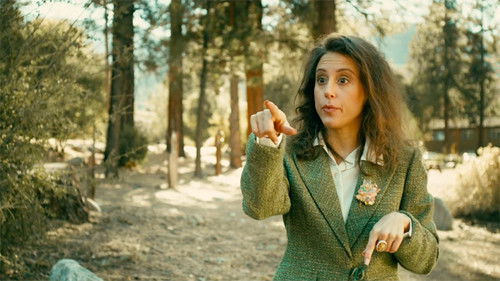 Escena del episodio 2 de la temporada 1 de The Wayward Guide for the Untrained Eye