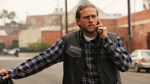 Escena del episodio 12 de la temporada 7 de la serie Hijos de la anarquía