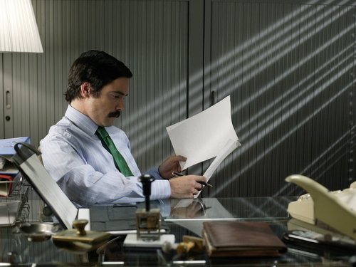 Escena del episodio 14 de la temporada 10 de la serie Cuéntame cómo pasó