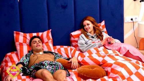 Escena del episodio 3 de la temporada 1 de Los vecinos de la casa de al lado