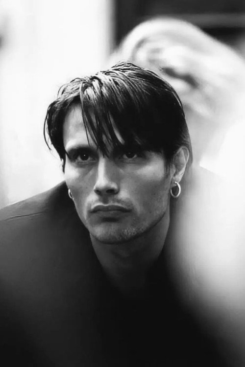 Mads Mikkelsen Photo