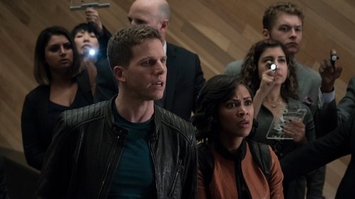 Escena del episodio 9 de la temporada 1 de la serie Minority Report