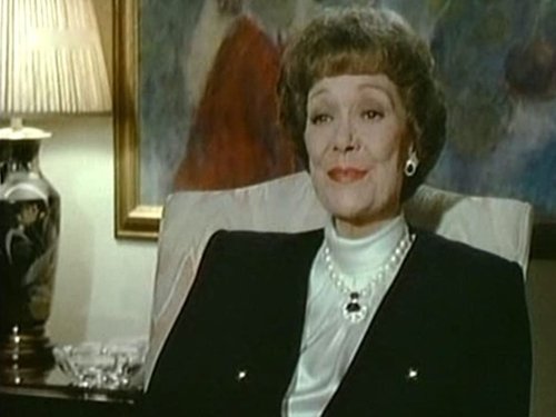 Escena del episodio 26 de la temporada 7 de la serie Falcon Crest