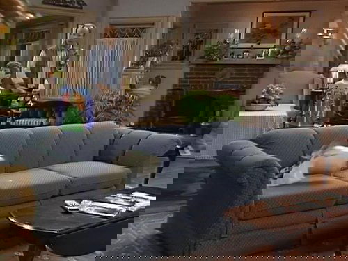 Escena del episodio 5 de la temporada 3 de la serie ALF