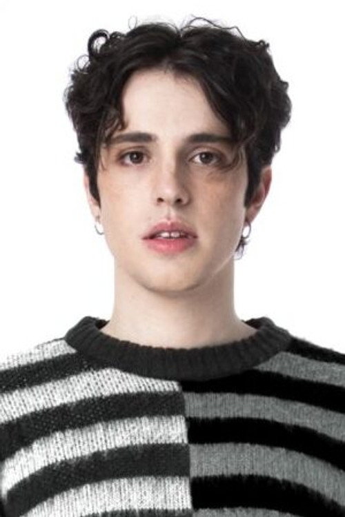 Luke Black photo 3