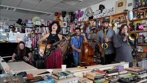 Poster della serie NPR Tiny Desk Concerts