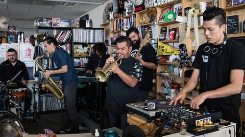 Poster della serie NPR Tiny Desk Concerts