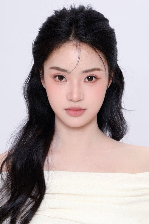 周伊潼