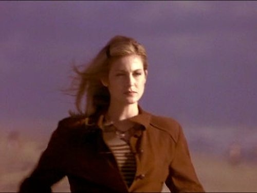 Escena del episodio 11 de la temporada 5 de la serie Melrose Place