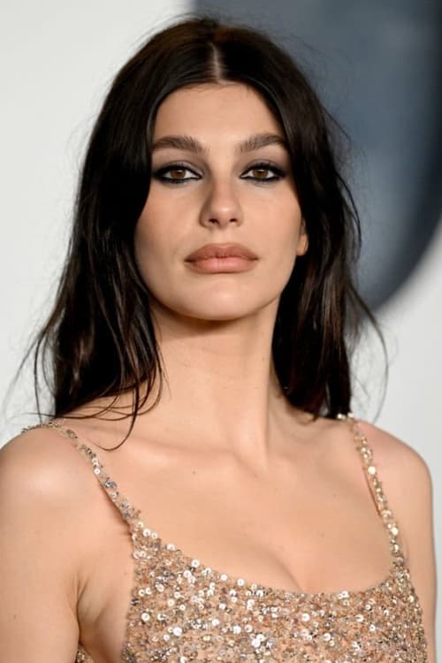 Kép: Camila Morrone színész profilképe