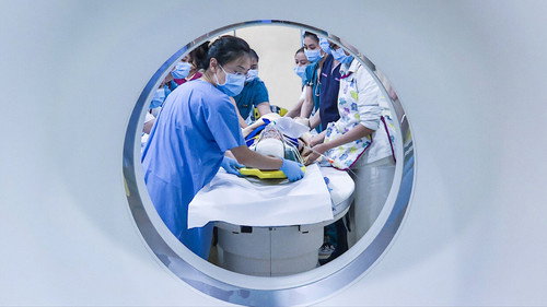 Inside the Children's ICU - Season 1 Backdrop Blur