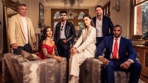 Crazy Rich Agents: Selling Dream Homes