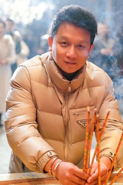 熊人文