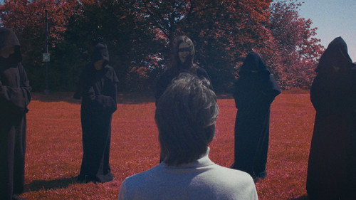 Prisoners of the Dream Bild 5