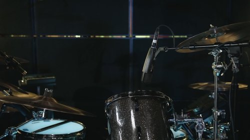 /2kxASn6hPFl3dT61aQeWalIled4.jpg
