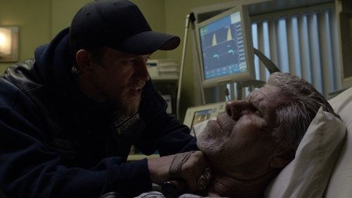 Escena del episodio 14 de la temporada 4 de la serie Hijos de la anarquía