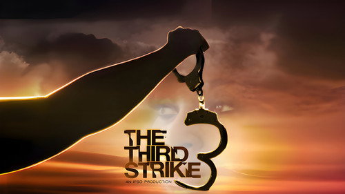 The Third Strike — Fundos 1