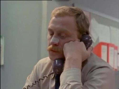 Escena del episodio 2 de la temporada 4 de la serie The Sweeney