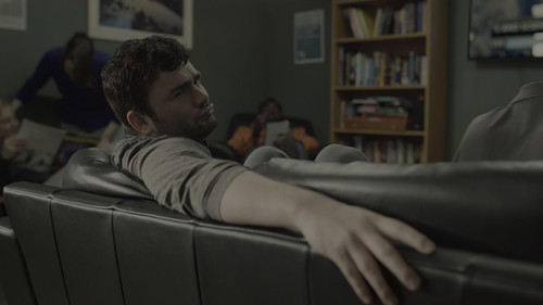 Escena del episodio 1 de la temporada 1 de La plataforma