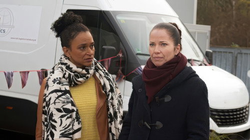 Episode 3723 still
