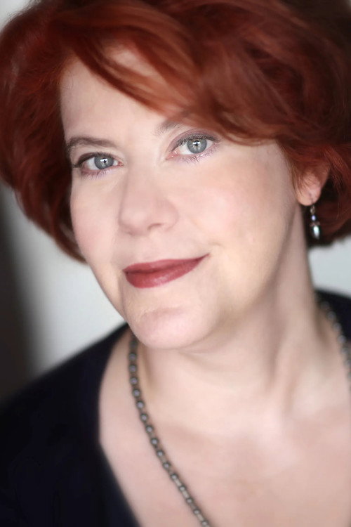 Claudia Gray photo 4
